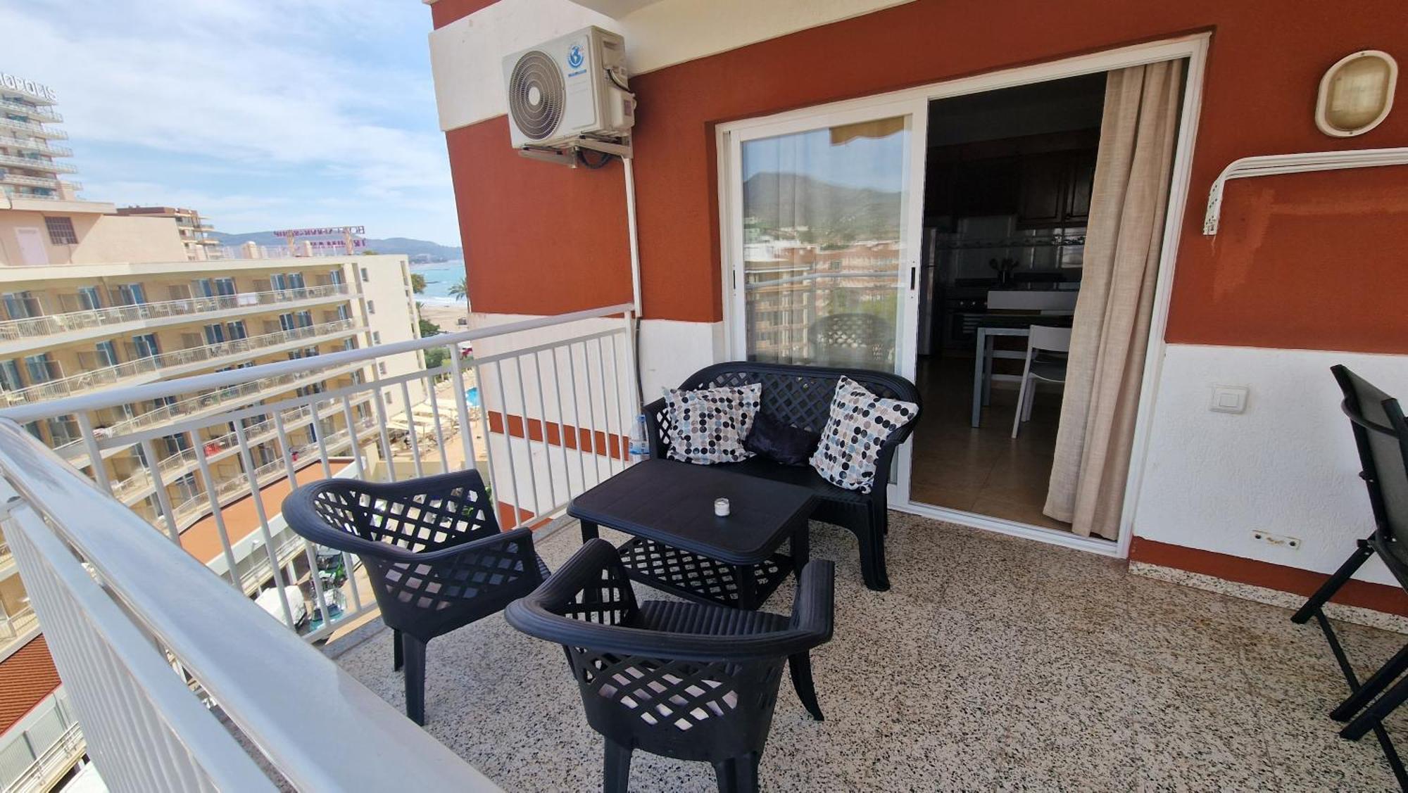 Apartamento De 1 Habitacion Frente Al Mar Y Con Piscina Lejlighed Benicàssim Eksteriør billede